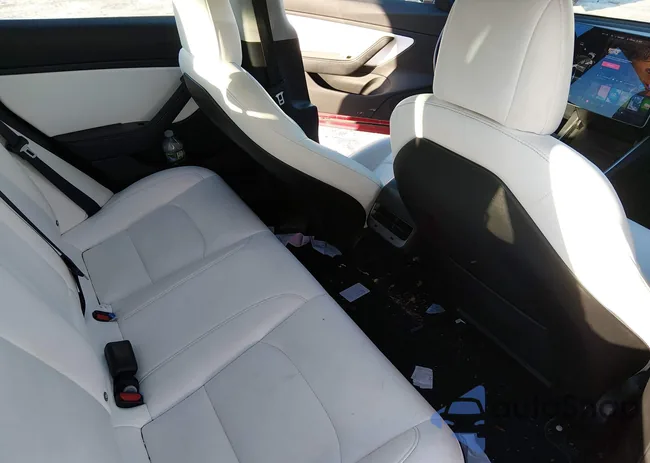 5YJ3E1EB0JF147355: 44160683