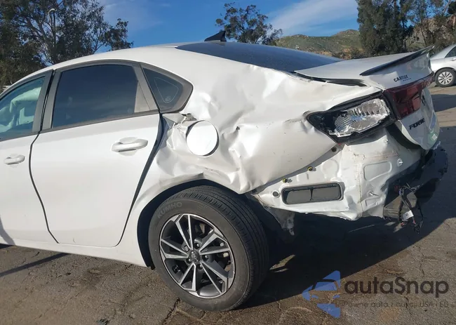 3KPF24AD2NE503749: 44160700