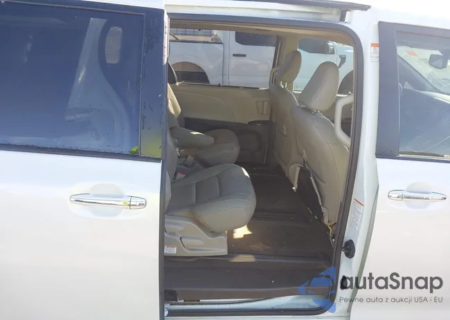 5TDYZ3DC9JS931996: 44160725