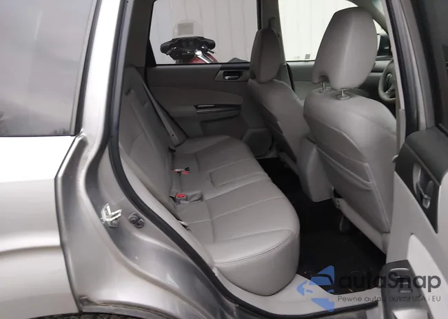 JF2SHAEC2BH777635: 44160739