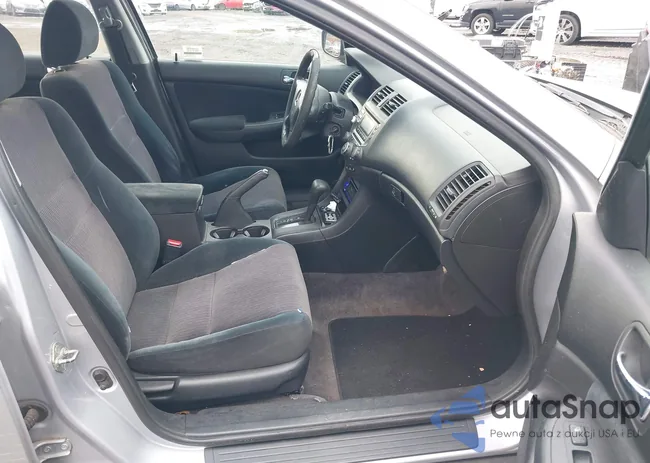 1HGCM56313A081820: 44160766