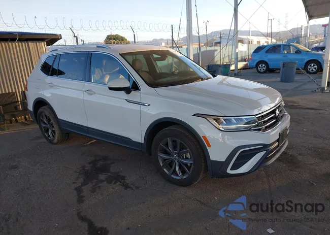 3VV3B7AX7RM001167: 44160795