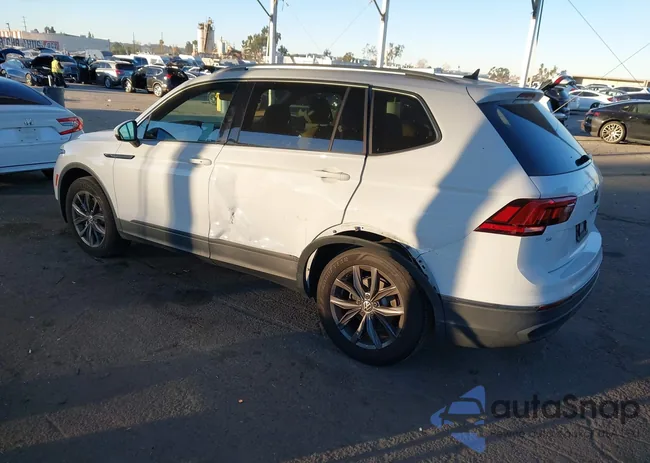 3VV3B7AX7RM001167: 44160795