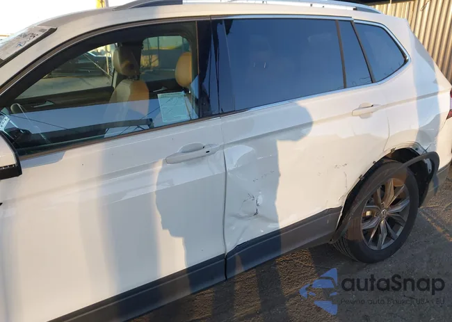 3VV3B7AX7RM001167: 44160795