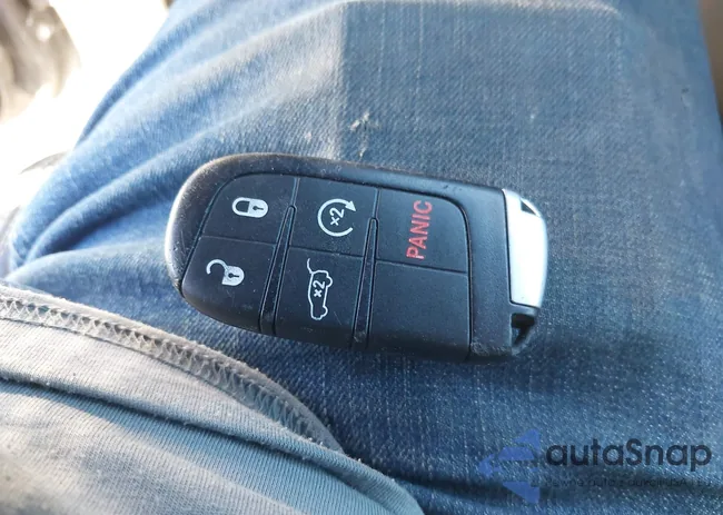 1C4RJECG6FC647004: 44160799