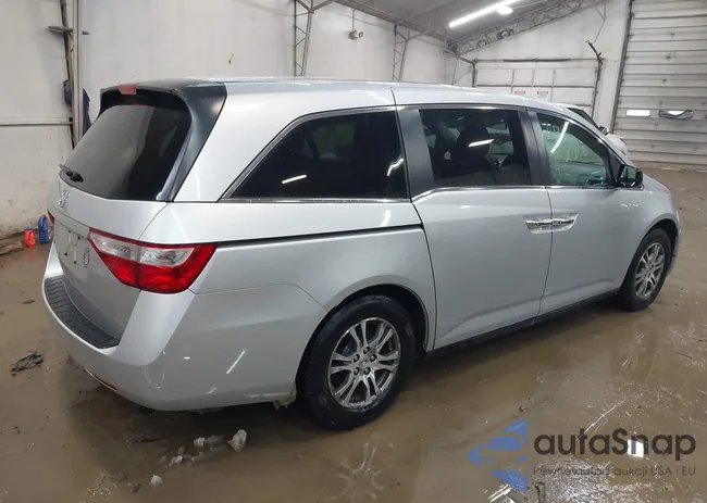 5FNRL5H40CB092204: 44160808