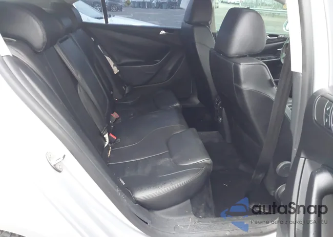 WVWJK93C87P108604: 44160831