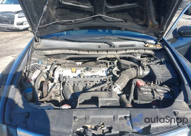 1HGCP2F71AA021705: 44160846