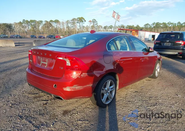 YV140MFK5F1346687: 44160877