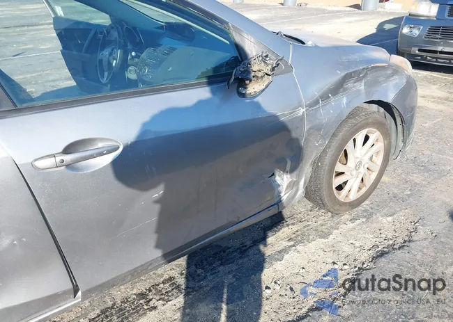 JM1BL1LP4D1784648: 44160886