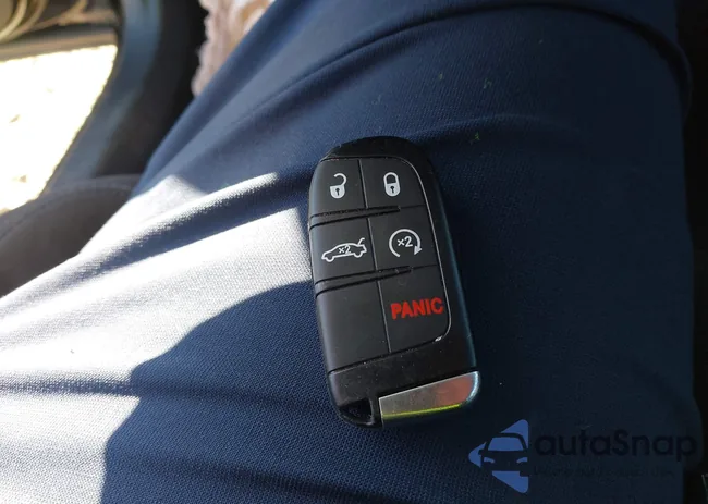 2C3CDXCT2MH514678: 44160891