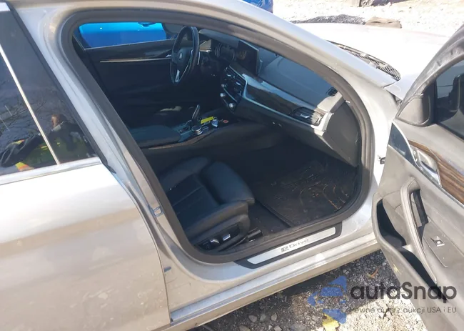 WBAJA9C58KB388564: 44160953