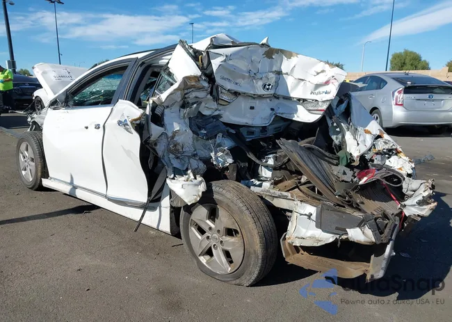 KMHEC4A46CA031284: 44160975