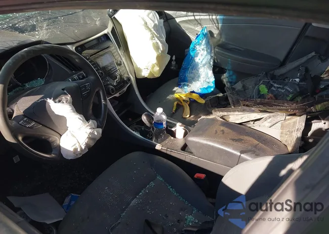 KMHEC4A46CA031284: 44160975