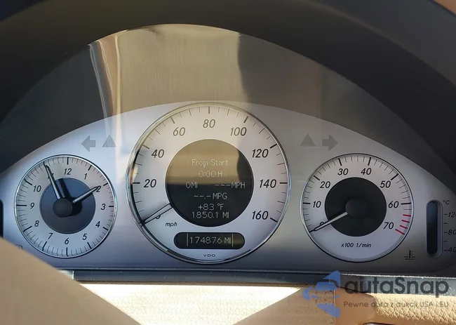 WDBUF56X39B423656: 44160977