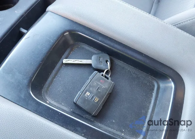 1GCVKPEC8HZ157388: 44160996