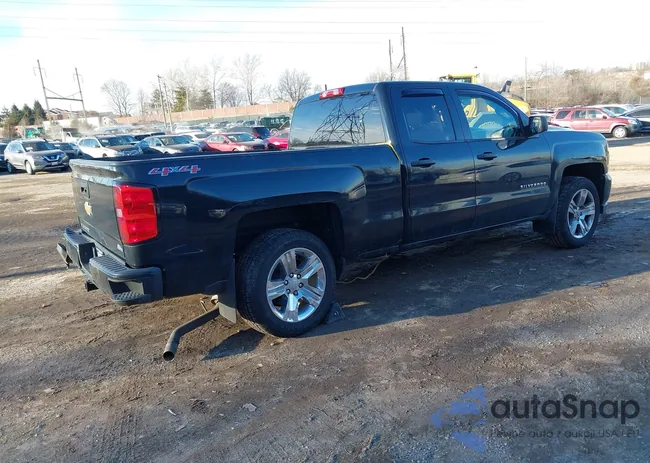 1GCVKPEC8HZ157388: 44160996