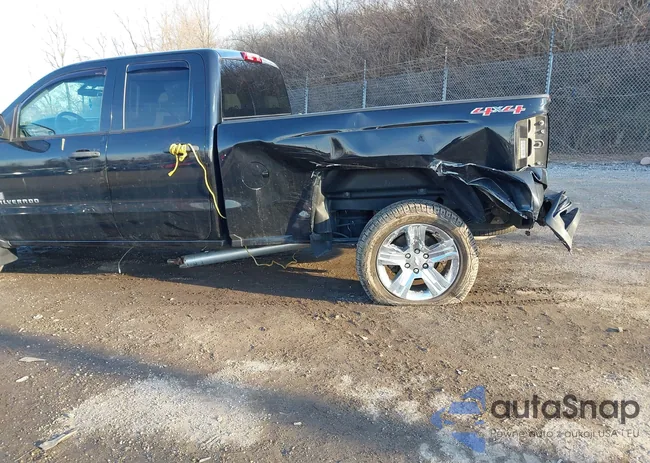 1GCVKPEC8HZ157388: 44160996