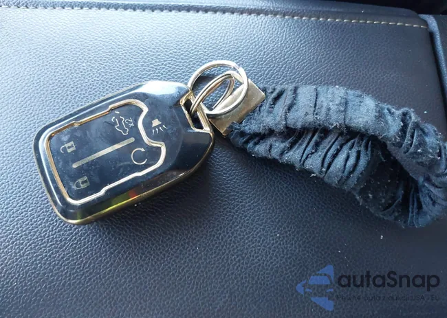 1GKKNULS0KZ135142: 44161000