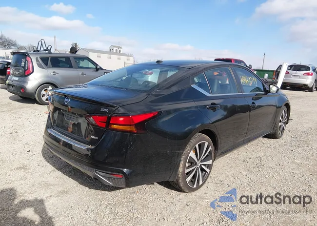 1N4BL4CWXKN317030: 44160099