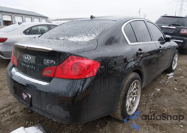 JN1CV6AR3DM358810: 44160109