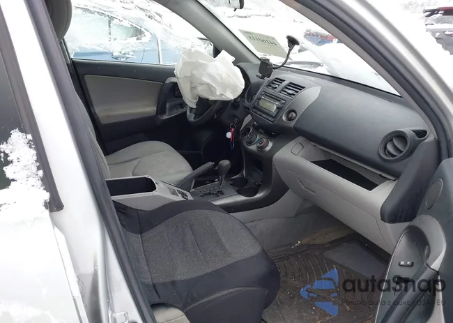 2T3BF4DVXCW268302: 44160118