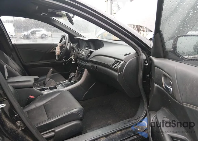 1HGCR2F50HA236186: 44160190