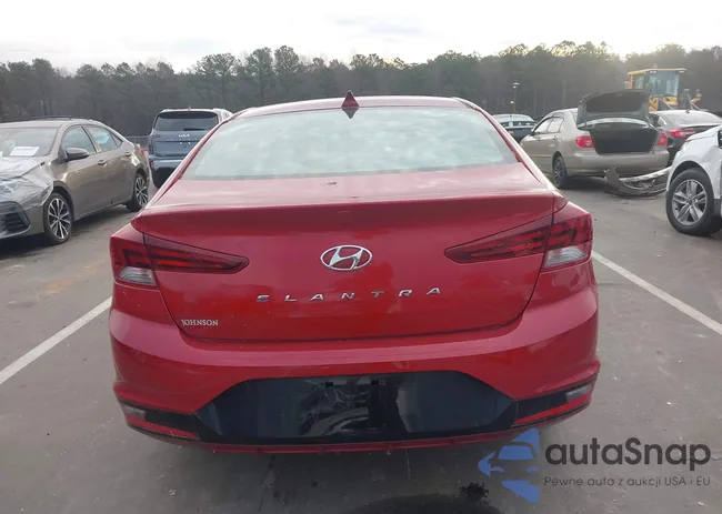 KMHD84LF7LU024192: 44160192