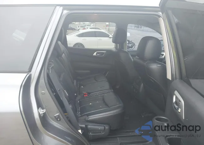 5N1DR2MM5JC678044: 44160231