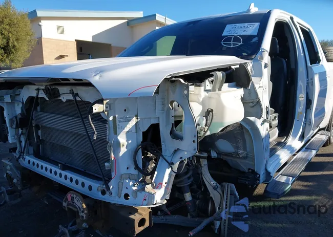 3GTUUDED8PG175711: 44160237