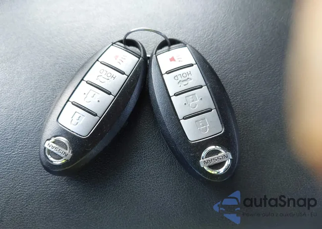 1N4AA5APXAC824720: 44160253