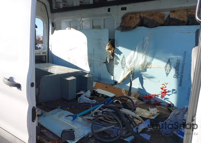 1FTYR2XM6GKB21966: 44160256