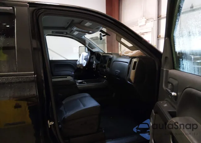 1GT12TEY1JF124064: 44160268