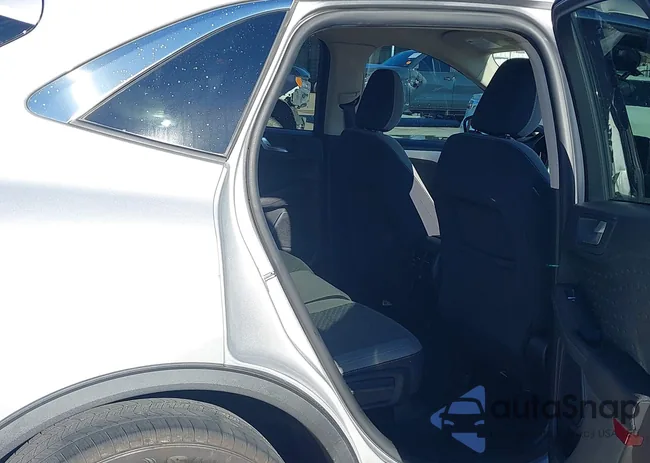 1FMCU0G67LUB66908: 44160332