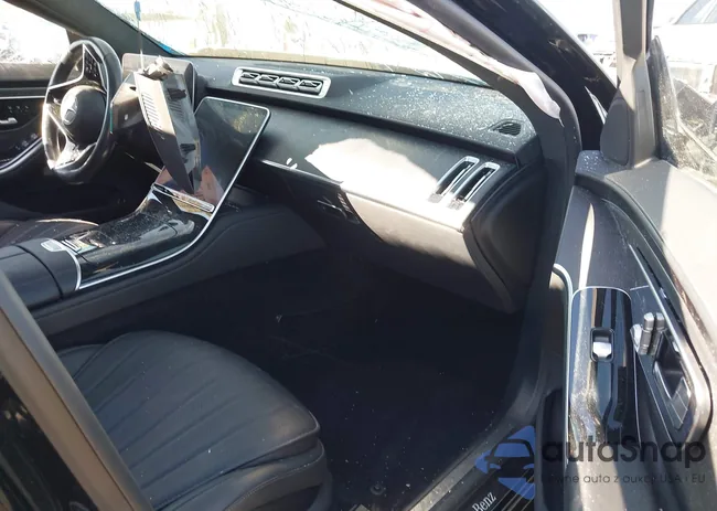 W1K6G6DB3PA170352: 44160379