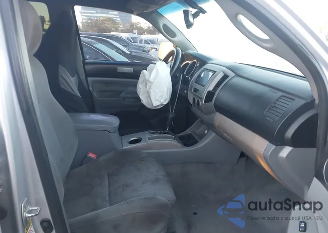 3TMJU4GN0AM099533: 44160401