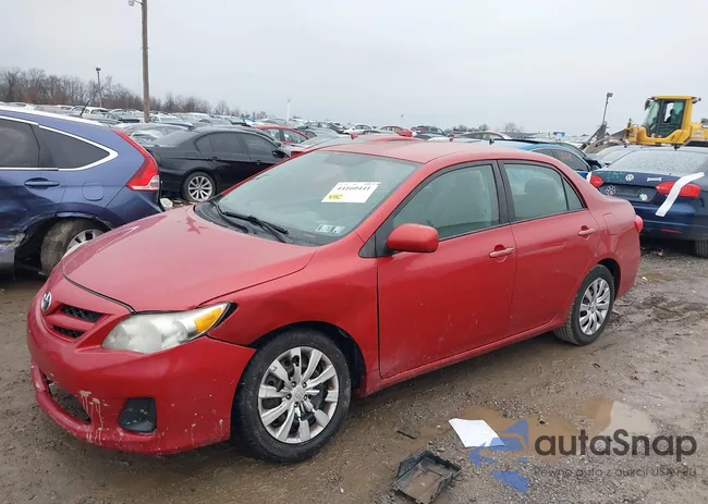 2T1BU4EE6CC772411: 44160441