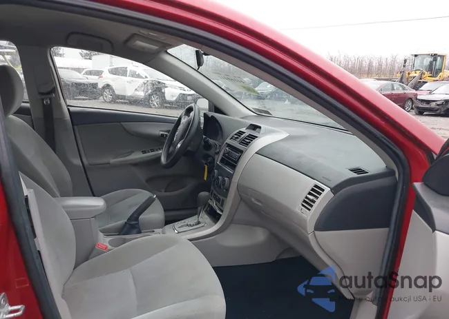 2T1BU4EE6CC772411: 44160441