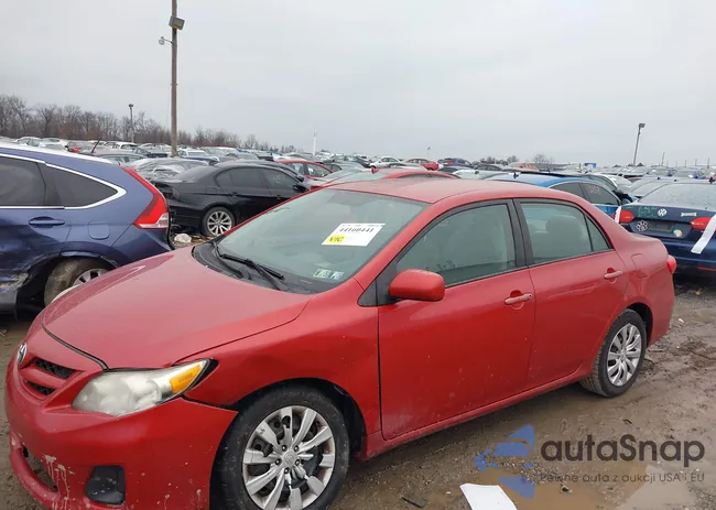 2T1BU4EE6CC772411: 44160441