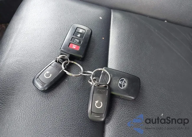 JTMDFREV6HJ164772: 44160449