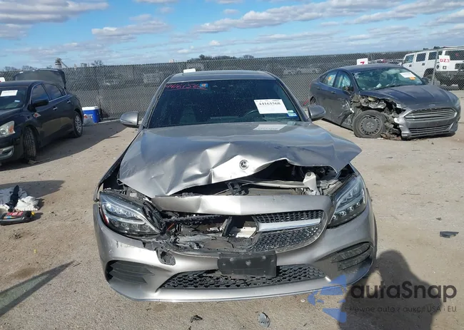 55SWF8DB8KU309933: 44161568