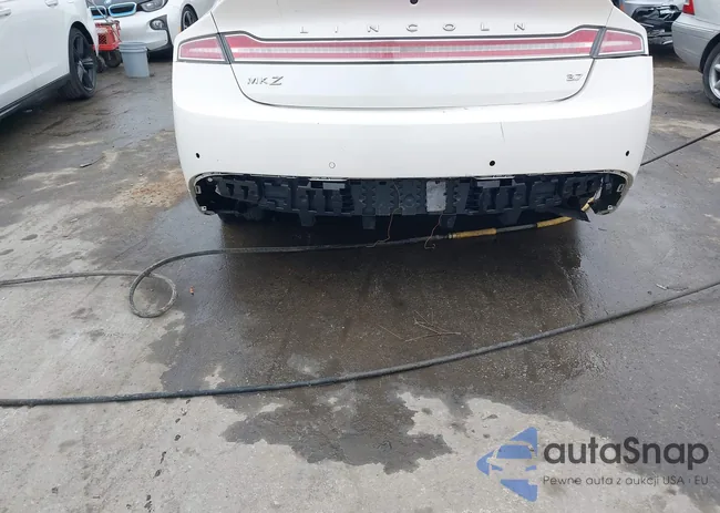 3LN6L2GK9GR614779: 44161580