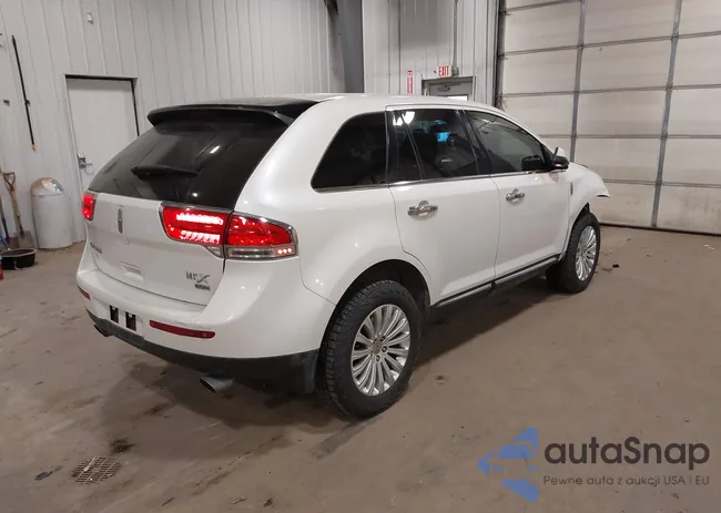 2LMDJ8JK7DBL46872: 44161664