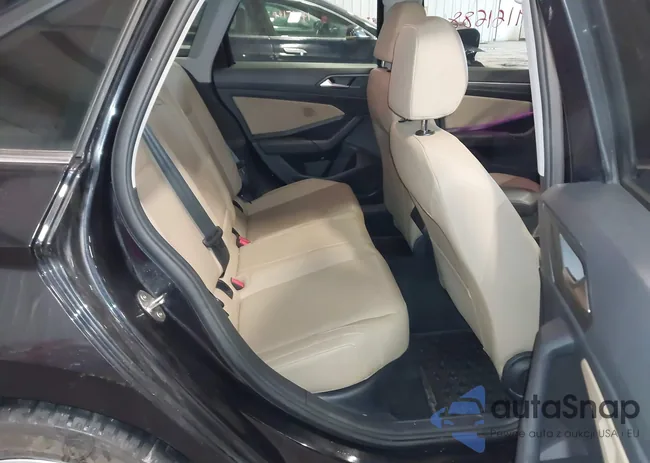 3VWE57BU2KM054719: 44161688