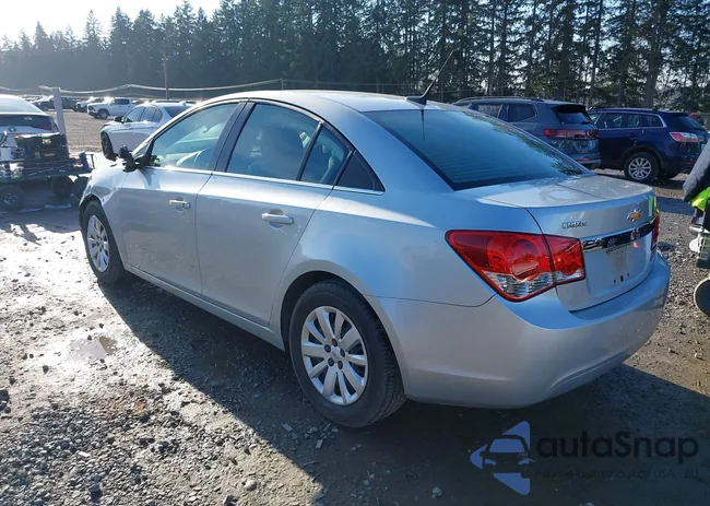 1G1PC5SH9B7253116: 44161727