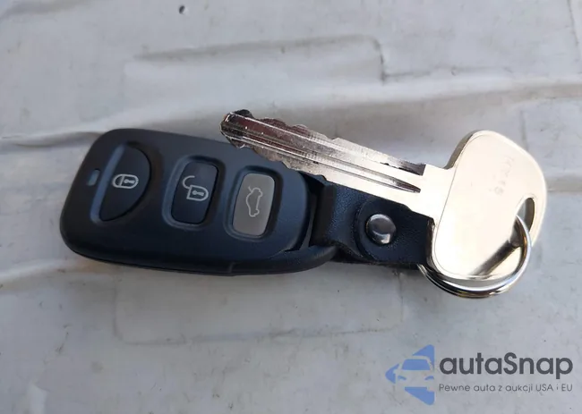 KNAFU4A21B5426224: 44161760