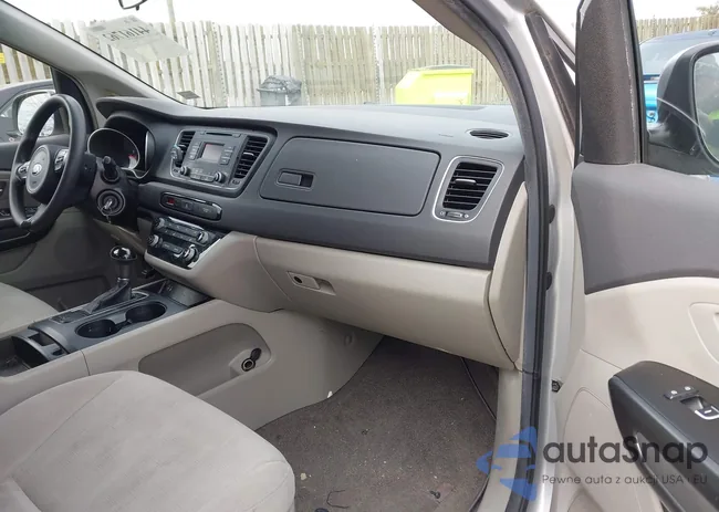 KNDMA5C10F6053724: 44161762