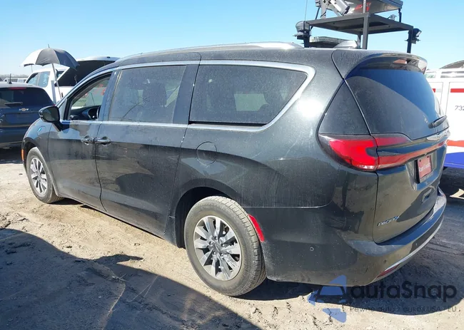 2C4RC1L71MR605878: 44161768