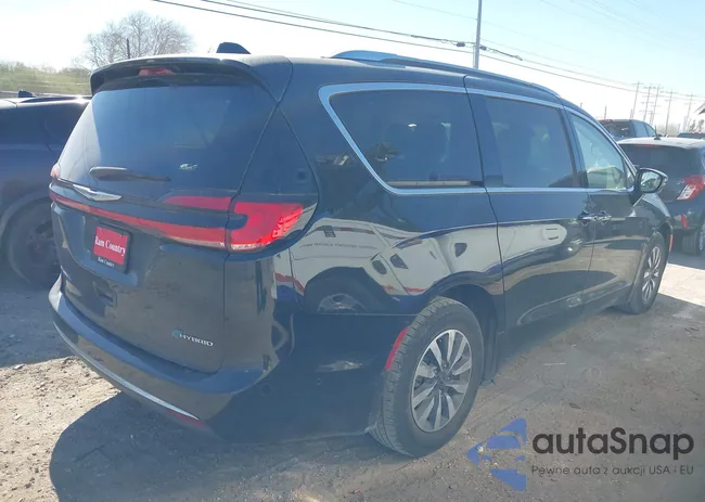 2C4RC1L71MR605878: 44161768