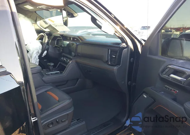 3GTUUEE87PG256465: 44161781